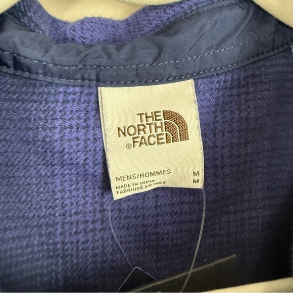 The North Face Navy Checkered Men's Shirt - Picture 5 of 8